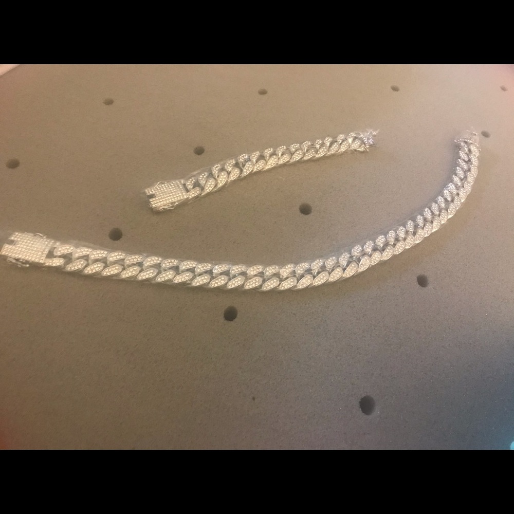 Women Cuban link chain and matching bracelet